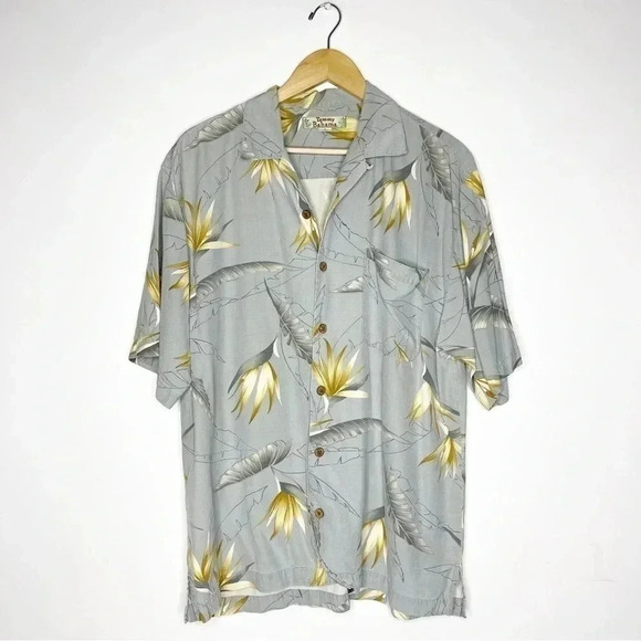 Tommy Bahama Silk Hawaiian Shirt Size Medium - Picture 1 of 5